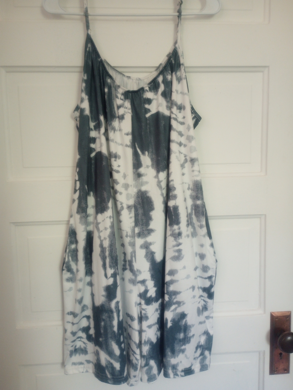 Tie-Dye Spaghetti Strap Split Dress (Romper) in Gray and White